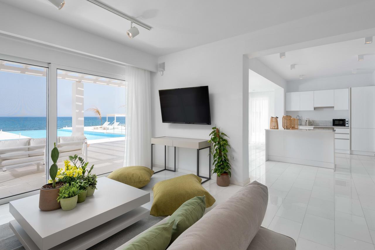 Maria & Nada Beachfront Villas Kolymbia Exteriör bild