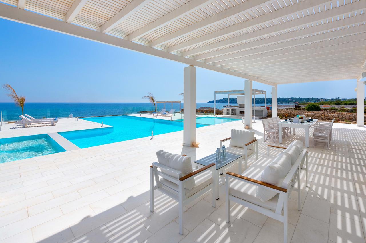 Maria & Nada Beachfront Villas Kolymbia Exteriör bild